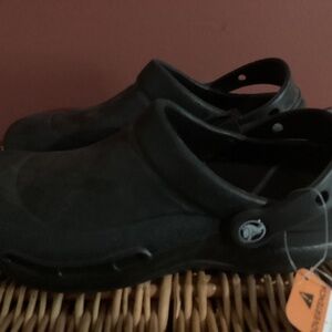 Crocs Specialist Black Clogs Unisex
